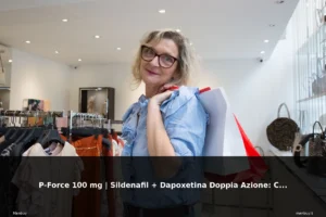 featured azione donna felice shopping